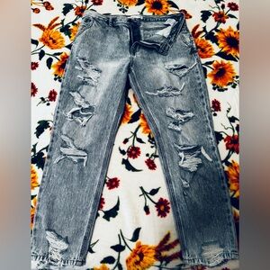 KanCan Gray Distressed Straight Leg Jeans